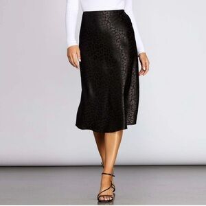 Jacquard leopard print midi skirt